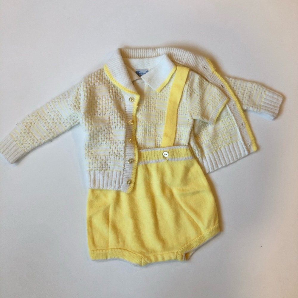 Vintage Huntingdon Mills baby sweater outfit 12mth